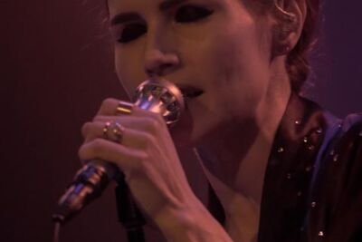 Nina Persson Nina Persson, foto 1, foto's door Walter Grimm - FrontView Magazine