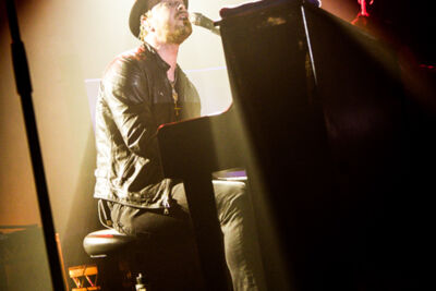 Gavin Degraw @ Trix, picture 10, photographed by Tom Stessens - FrontView Magazine