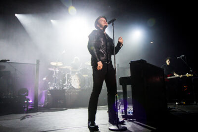 Gavin Degraw @ Trix, picture 18, photographed by Tom Stessens - FrontView Magazine