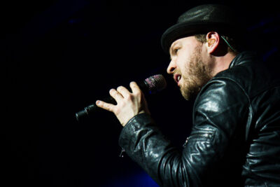 Gavin Degraw @ Trix, picture 19, photographed by Tom Stessens - FrontView Magazine