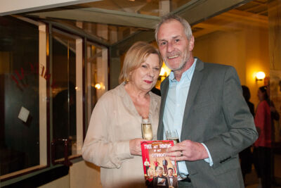 Première Thee met honing of met citroen @ Fakkelteater, picture 3, photographed by Goele Bormans - FrontView Magazine