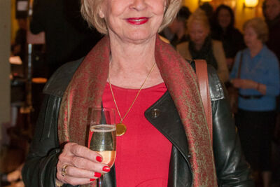 Première Thee met honing of met citroen @ Fakkelteater, picture 8, photographed by Goele Bormans - FrontView Magazine