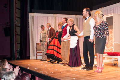 Première Thee met honing of met citroen @ Fakkelteater, picture 20, photographed by Goele Bormans - FrontView Magazine