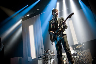Franz Ferdinand @ Vorst Nationaal, picture 2, photographed by Magali Decamps - FrontView Magazine