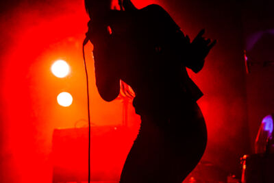 Chrysta Bell @ Vooruit te Gent, picture 3, photographed by Guy Danneels - FrontView Magazine