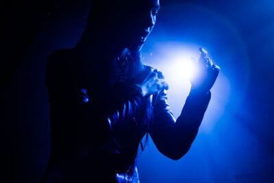 Chrysta Bell @ Vooruit te Gent, picture 7, photographed by Guy Danneels - FrontView Magazine