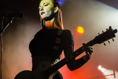 Chrysta Bell @ Vooruit te Gent, picture 10, photographed by Guy Danneels - FrontView Magazine