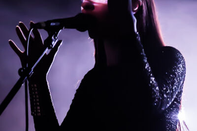 Chrysta Bell @ Vooruit te Gent, picture 14, photographed by Guy Danneels - FrontView Magazine