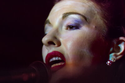Chrysta Bell @ Vooruit te Gent, picture 15, photographed by Guy Danneels - FrontView Magazine