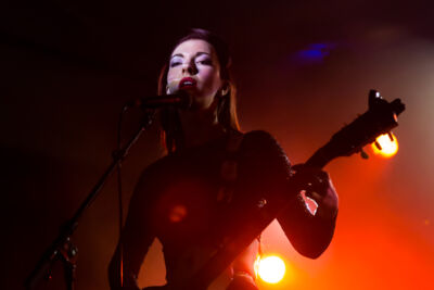 Chrysta Bell @ Vooruit te Gent, picture 21, photographed by Guy Danneels - FrontView Magazine