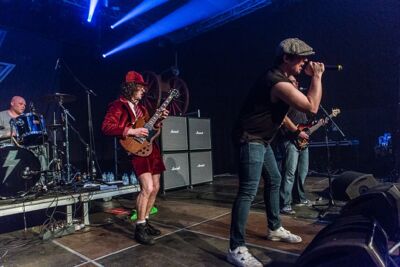 IC/TC (AC/DC tribute) @ Masters@ Rock indoor, picture 2, photographed by Edwin Houdevelt - FrontView Magazine