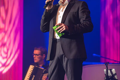 Frans Bauer @ Brabanthal, picture 14, photographed by Elke Briers - FrontView Magazine