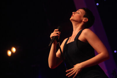 Hooverphonic Q-Showcase, picture 5, photographed by FrontView Magazine