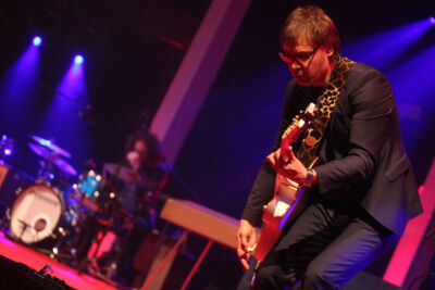 Hooverphonic Q-Showcase, picture 22, photographed by FrontView Magazine