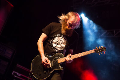 Red Fang @ Effenaar, picture 5, photographed by Dorien Goetschalckx - FrontView Magazine