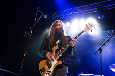 The Shrine @ Effenaar, foto 1, foto's door Dorien Goetschalckx - FrontView Magazine