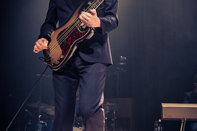 Hooverphonic - Reflection Tour @ Het Depot, picture 5, photographed by Elke Briers - FrontView Magazine