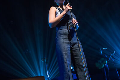 Hooverphonic - Reflection Tour @ Het Depot, picture 11, photographed by Elke Briers - FrontView Magazine
