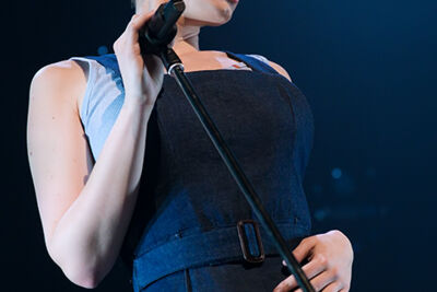 Hooverphonic - Reflection Tour @ Het Depot, picture 20, photographed by Elke Briers - FrontView Magazine