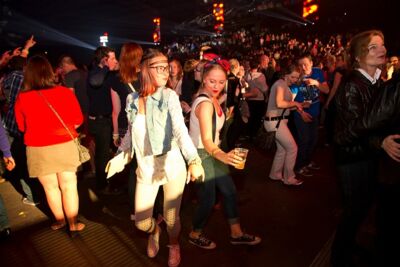 MNM Back to the 90's & 00's @ Sportpaleis, picture 16, photographed by Marc Verdonck - FrontView Magazine