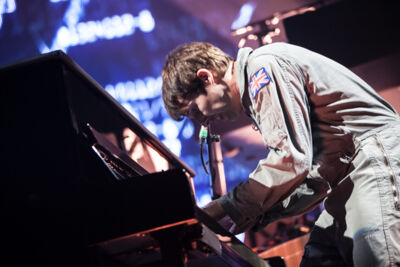 James Blunt @ Vorst Nationaal, picture 9, photographed by Dorien Goetschalckx - FrontView Magazine