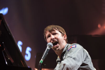 James Blunt @ Vorst Nationaal, picture 10, photographed by Dorien Goetschalckx - FrontView Magazine