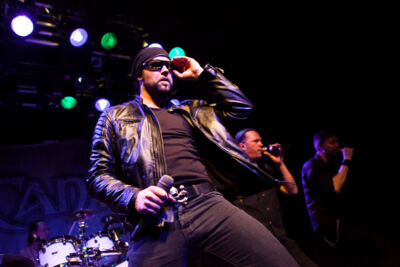 Van Canto @ 013, picture 13, photographed by Dorien Goetschalckx - FrontView Magazine