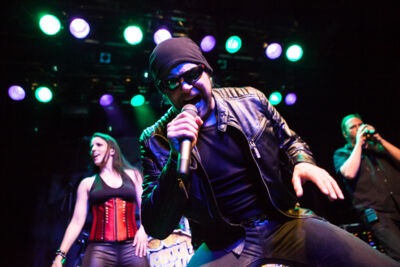 Van Canto @ 013, picture 14, photographed by Dorien Goetschalckx - FrontView Magazine