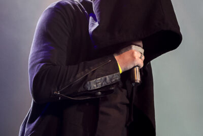 Benny Hitt @ 013, picture 1, photographed by Dorien Goetschalckx - FrontView Magazine