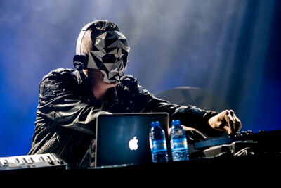 Day One @ Ancienne Belgique, picture 3, photographed by Elke Briers - FrontView Magazine