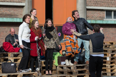 Setbezoek verfilming Brabançonne @ Expo Brussel Paleis 5, picture 8, photographed by Guy Danneels - FrontView Magazine