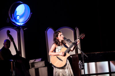 Katie Melua @ Koninklijk Circus, picture 7, photographed by Dorien Goetschalckx - FrontView Magazine