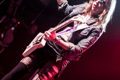 Halestorm + The Smoking Hearts + Dayshell @ Trix, picture 7, photographed by Geert Pieters - FrontView Magazine