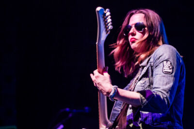 Halestorm + The Smoking Hearts + Dayshell @ Trix, picture 8, photographed by Geert Pieters - FrontView Magazine