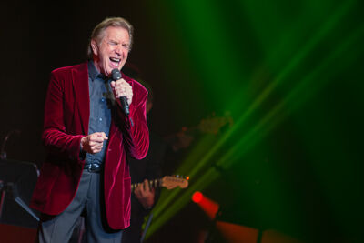 Will Tura & Andrei Lugovski @ Casino Kursaal, picture 4, photographed by Elke Briers - FrontView Magazine