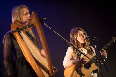 The Webb Sisters @ De Roma, picture 6, photographed by Steven Stausens - FrontView Magazine