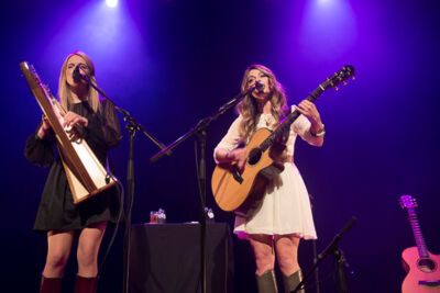 The Webb Sisters @ De Roma, picture 15, photographed by Steven Stausens - FrontView Magazine