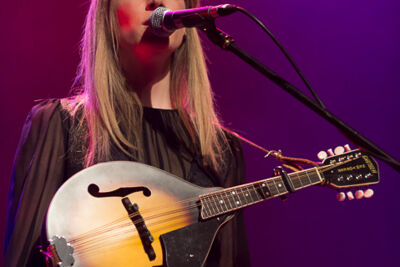 The Webb Sisters @ De Roma, picture 17, photographed by Steven Stausens - FrontView Magazine