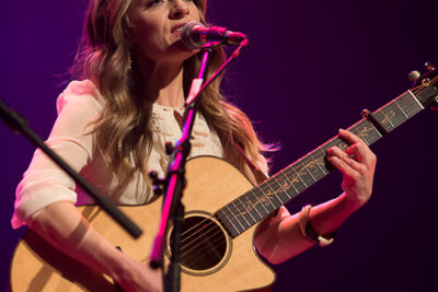 The Webb Sisters @ De Roma, picture 18, photographed by Steven Stausens - FrontView Magazine