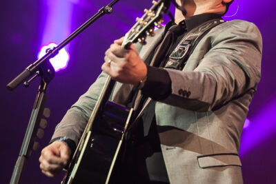 Guus Meeuwis @ Paaspop 2014, picture 11, photographed by Dorien Goetschalckx - FrontView Magazine