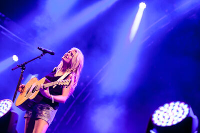 Miss Montreal @ Paaspop 2014, foto 3, foto's door Dorien Goetschalckx - FrontView Magazine