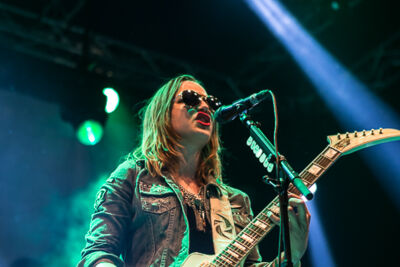 Halestorm @ Paaspop 2014, foto 8, foto's door Dorien Goetschalckx - FrontView Magazine