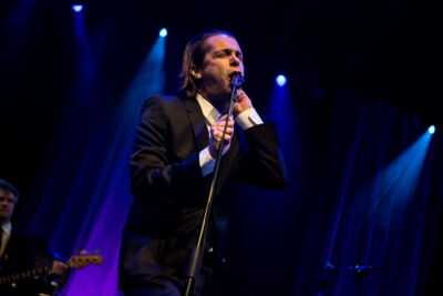 Hans Teeuwen & The Painkillers @ Paaspop 2014, foto 18, foto's door Dorien Goetschalckx - FrontView Magazine