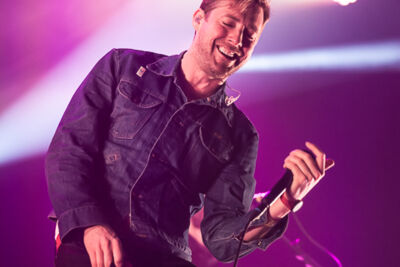 Kaiser Chiefs @ Paaspop 2014, foto 5, foto's door Dorien Goetschalckx - FrontView Magazine