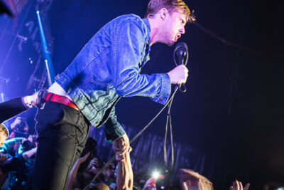 Kaiser Chiefs @ Paaspop 2014, foto 26, foto's door Dorien Goetschalckx - FrontView Magazine