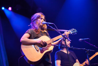 Maaike Ouboter @ Paaspop 2014, picture 4, photographed by Dorien Goetschalckx - FrontView Magazine