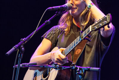 Maaike Ouboter @ Paaspop 2014, picture 5, photographed by Dorien Goetschalckx - FrontView Magazine