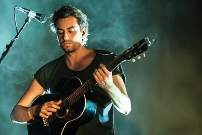 Dotan @ Paaspop 2014, foto 1, foto's door Dorien Goetschalckx - FrontView Magazine