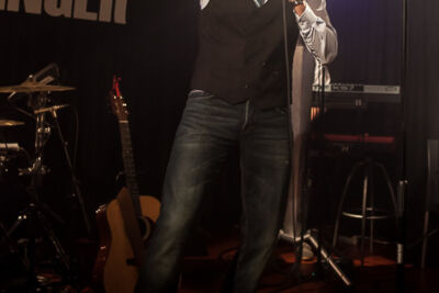 Guga Baúl @ De Singer, picture 4, photographed by Dorien Goetschalckx - FrontView Magazine