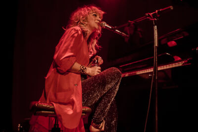 Jacqueline Govaert @ 013, foto 7, foto's door Dorien Goetschalckx - FrontView Magazine